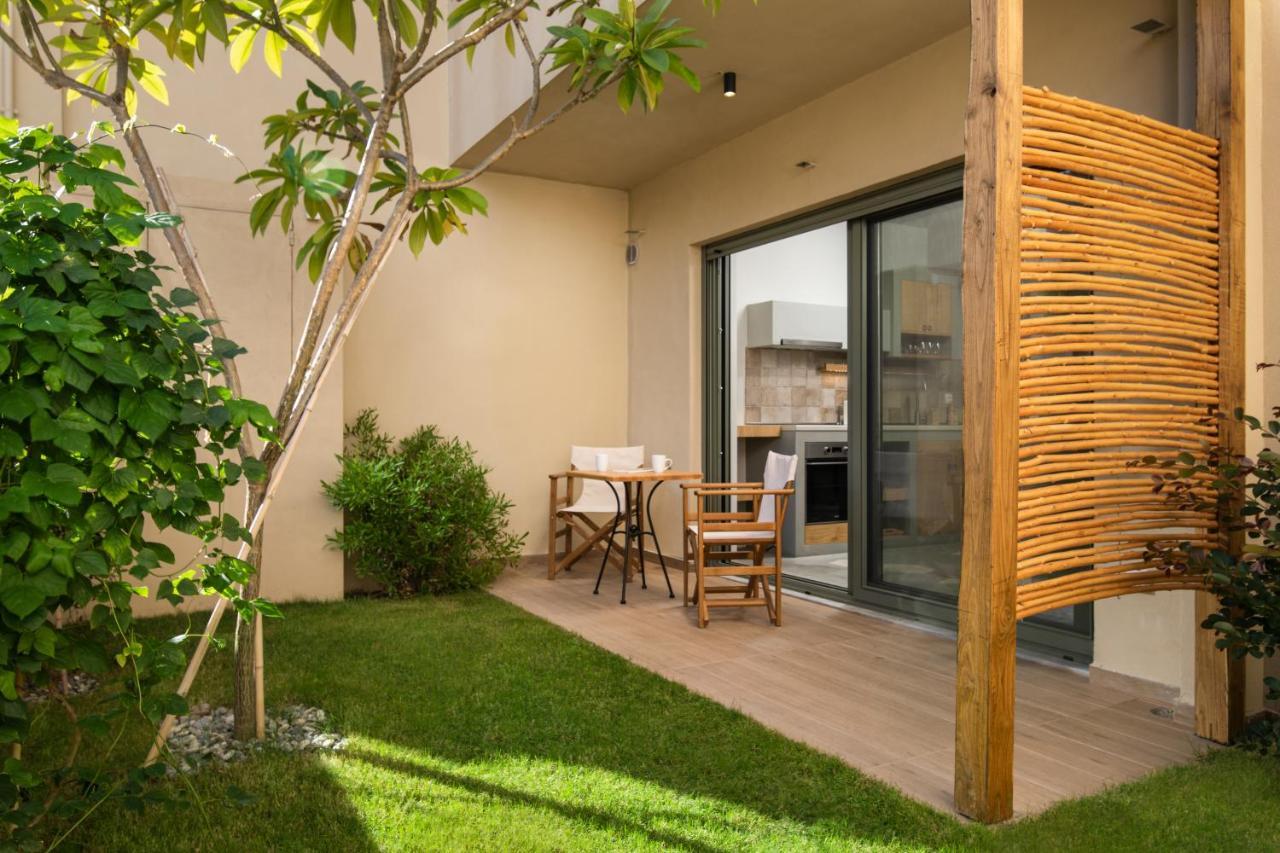 Villas Plumeria Палиохора Екстериор снимка